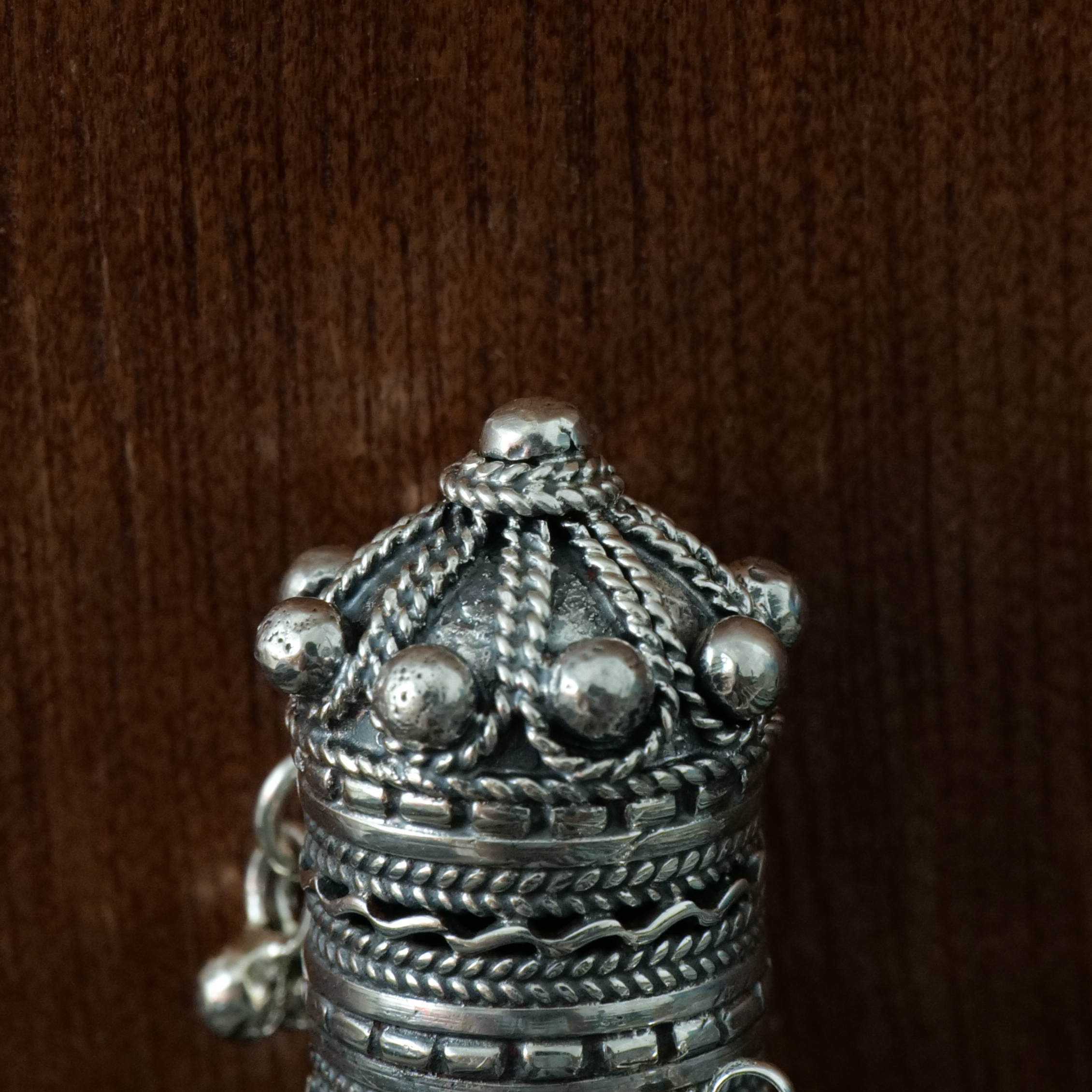 A Touch of Yemenite Tradition - Image 4